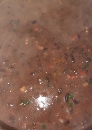 Una foto de Caraotas negras fáciles pero no rápidas (frijoles negros)