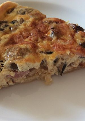 Une photo de Tarte aux champignons et aux lardons