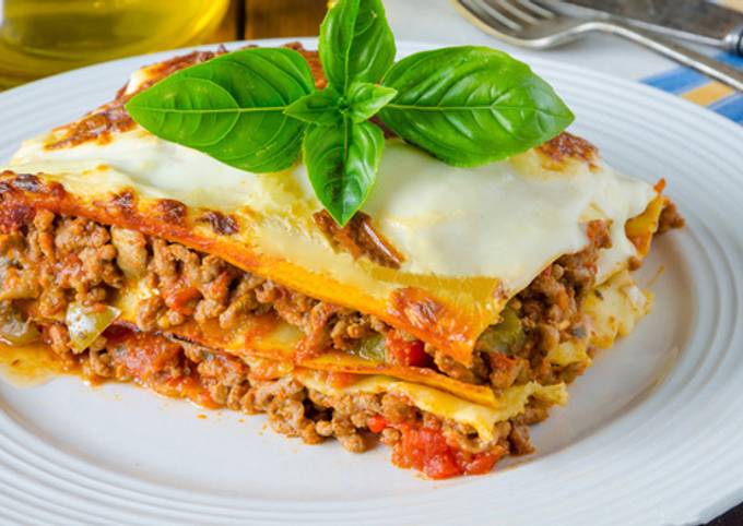 Лазанья с соусом болоньезе рецепт – Итальянская кухня: Основные блюда. «Еда»