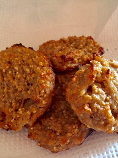 Una foto de Galletas de mantequilla de maní y pipoca de amaranto