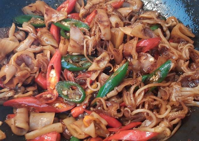 Sotong kering tumis pedas
