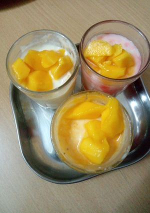 A picture of तीन रंग के श्री खंड.