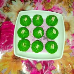 A picture of Lauki ke ladoo.