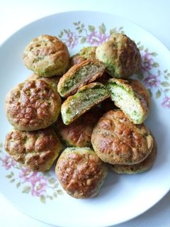 Medvehagymás pogácsa recept fotója