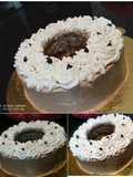 A giant donut cake 🍩