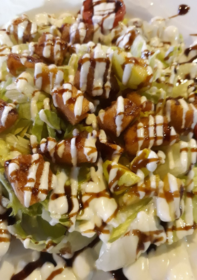 Una foto de Ensalada de lagrimitas de pollo