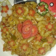 A picture of Macaroni pasta.