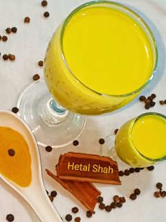 हल्दी वाला दूध (haldi wala doodh recipe in Hindi) रेसिपी मुख्य फोटो