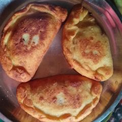 A picture of Salty Gujiya.