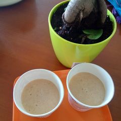 Papaya banana smoothie A picture of Papaya banana smoothie.