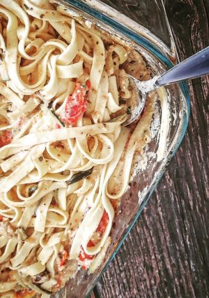 Une photo de Baked feta pasta (pâtes à la feta rotie au four)