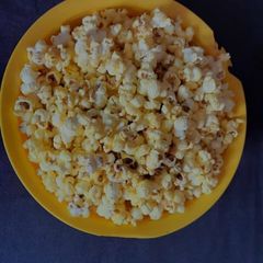 Homemade popcorn A picture of Homemade popcorn.