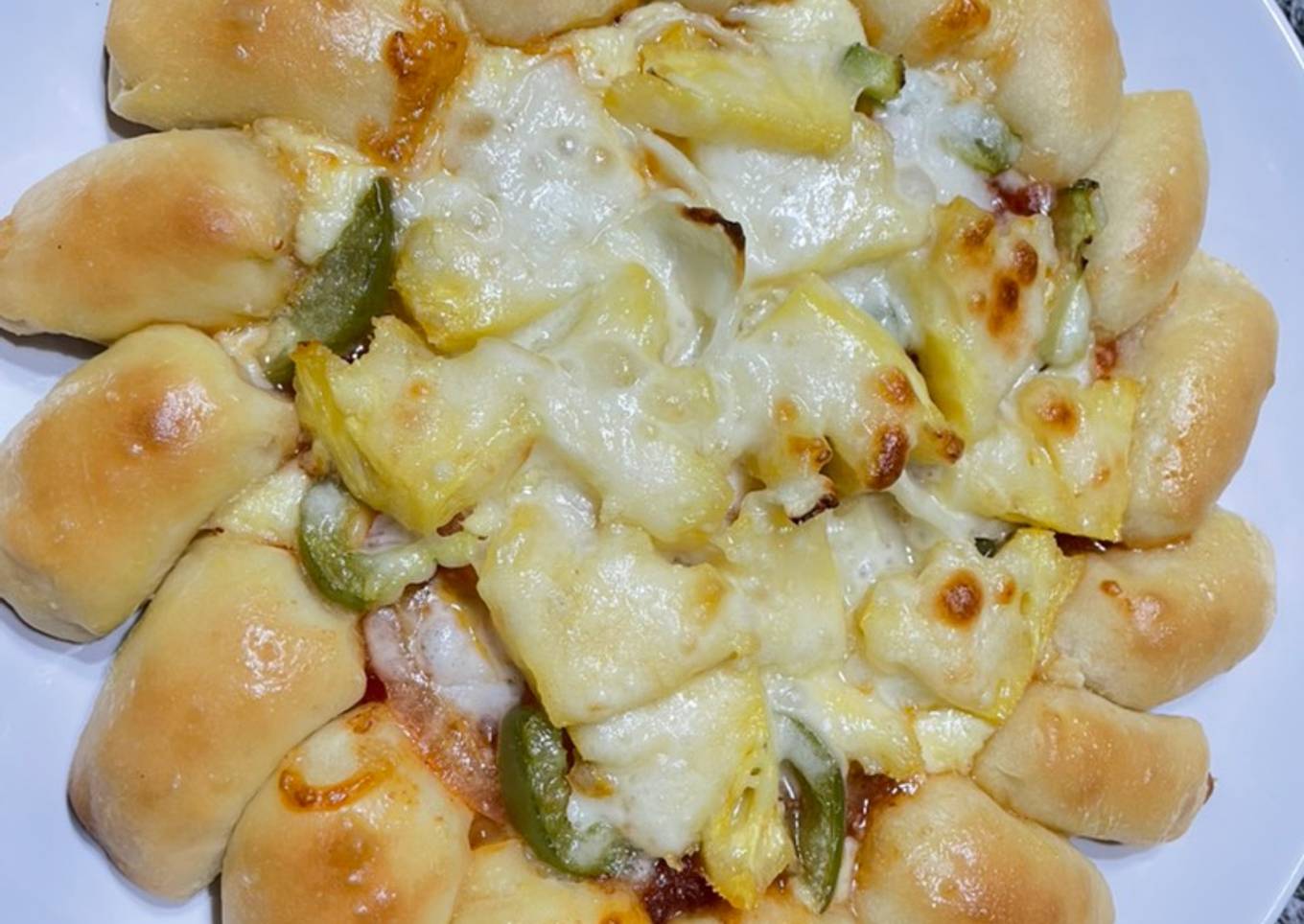 Hawaiian pizza