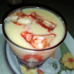 A picture of Mango juice.