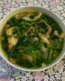 SP.0820 - Canh Cải Bó Xôi Sụn Lưỡi Heo