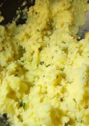 A picture of Bacon butter mashed potatoes.