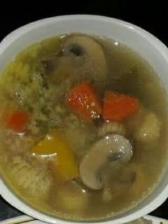 চিকেন স্যুপ (Chicken soup recipe in Bengali) রেসিপির প্রধান ছবি