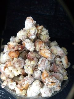 Gyada me sukari ainihin hoton girkin