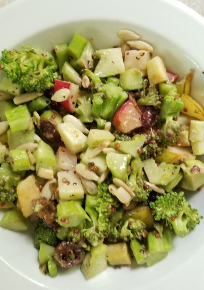 A picture of Broccoli salad.
