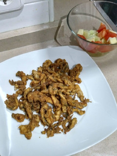 Una foto de Boquerones fritos con pimentón 🐟