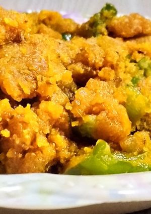 બેસન વાળા કેપ્સિકમ(besan capsicum recipe in Gujarati) રેસીપી મુખ્ય ફોટો