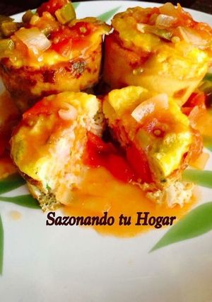 Una foto de Muffins de huevos mexicanos💖