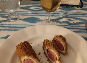Una foto de Rulos crujientes de Salchichas y Queso