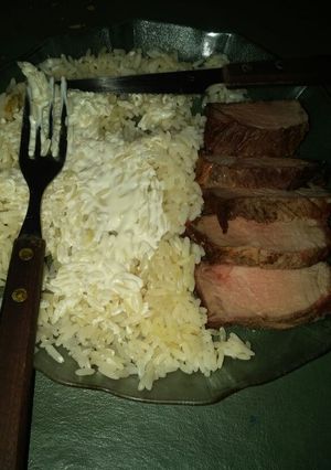 Una foto de Arroz y carne a la olla (receta de mí novio) 😃