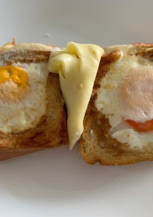 Una foto de Desayuno con jamón y queso