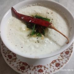 A picture of Coconut chutney.