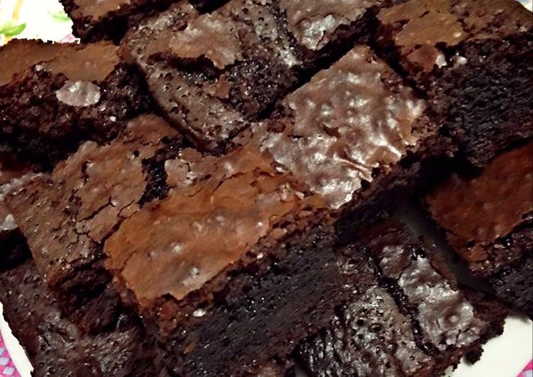 Chocolate Fudgy Brownies ala Anak Kos