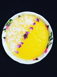 عکسی از دستور پودینگ زعفرانی نارگیلی