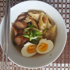 A picture of Make Your Own Ramen Version.