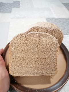 Una foto de 334. Pan de molde semi integral / Panificadora