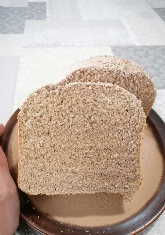 Una foto de 334. Pan de molde semi integral / Panificadora