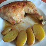 Pollo asado al limón con patatas al horno