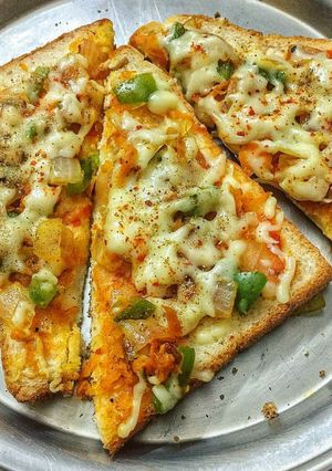 A picture of Bread pizza.