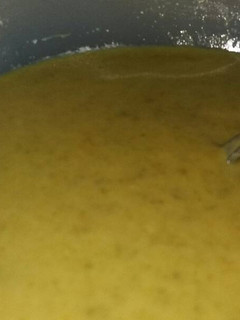 Una foto de Puré de espinacas, patata, zanahoria y calabacín...😋🍽