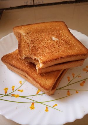 A picture of Peanut Butter and Honey Sandwich.