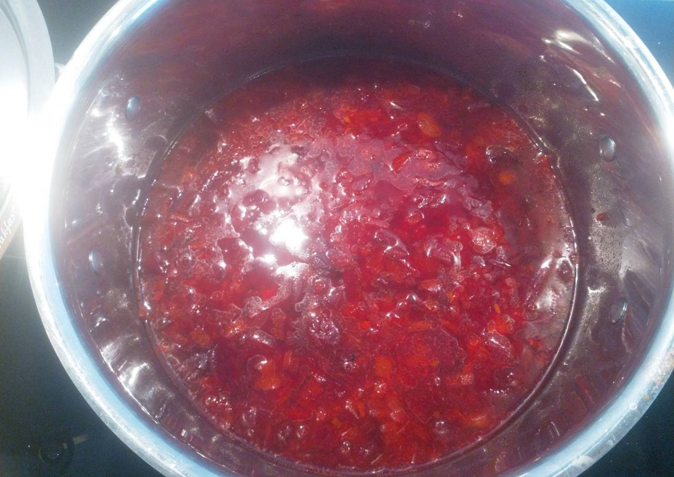 Russian(ish) beetroot and bean soup