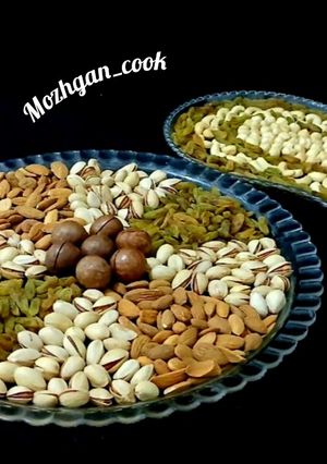 عکسی از دستور تزیین ساده آجیل شب یلدا