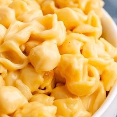 A picture of Instant Pot Mac and Cheese Velveeta.