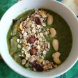 Szép zöld smoothie bowl