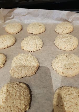 A picture of Amaretti Biscuits.
