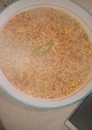 صورة لوصفة محمصة بمرق حمراء محرحرة