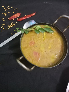 સાંભાર (Sambhar Recipe In Gujarati) રેસીપી મુખ્ય ફોટો