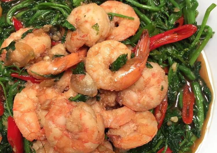 Cara Gampang Menyiapkan Tumis Udang Selada Air Saus Tiram Anti Gagal