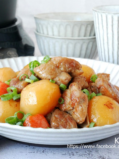 馬鈴薯燒雞_一鍋到底20分鐘 的食譜成品照片