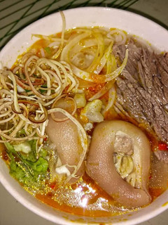 A picture of Delicious Bún Bò with Pork Trotters.