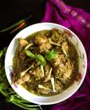 Hariyali Chicken (Green Chicken Curry)